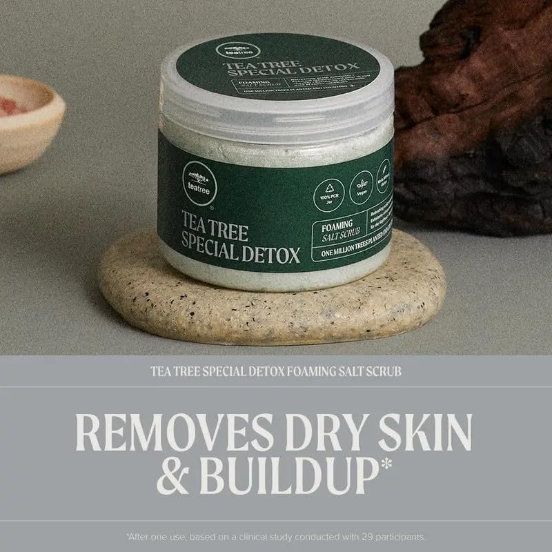Tea Tree Special Detox Himalayan pink salt close-up showing exfoliants