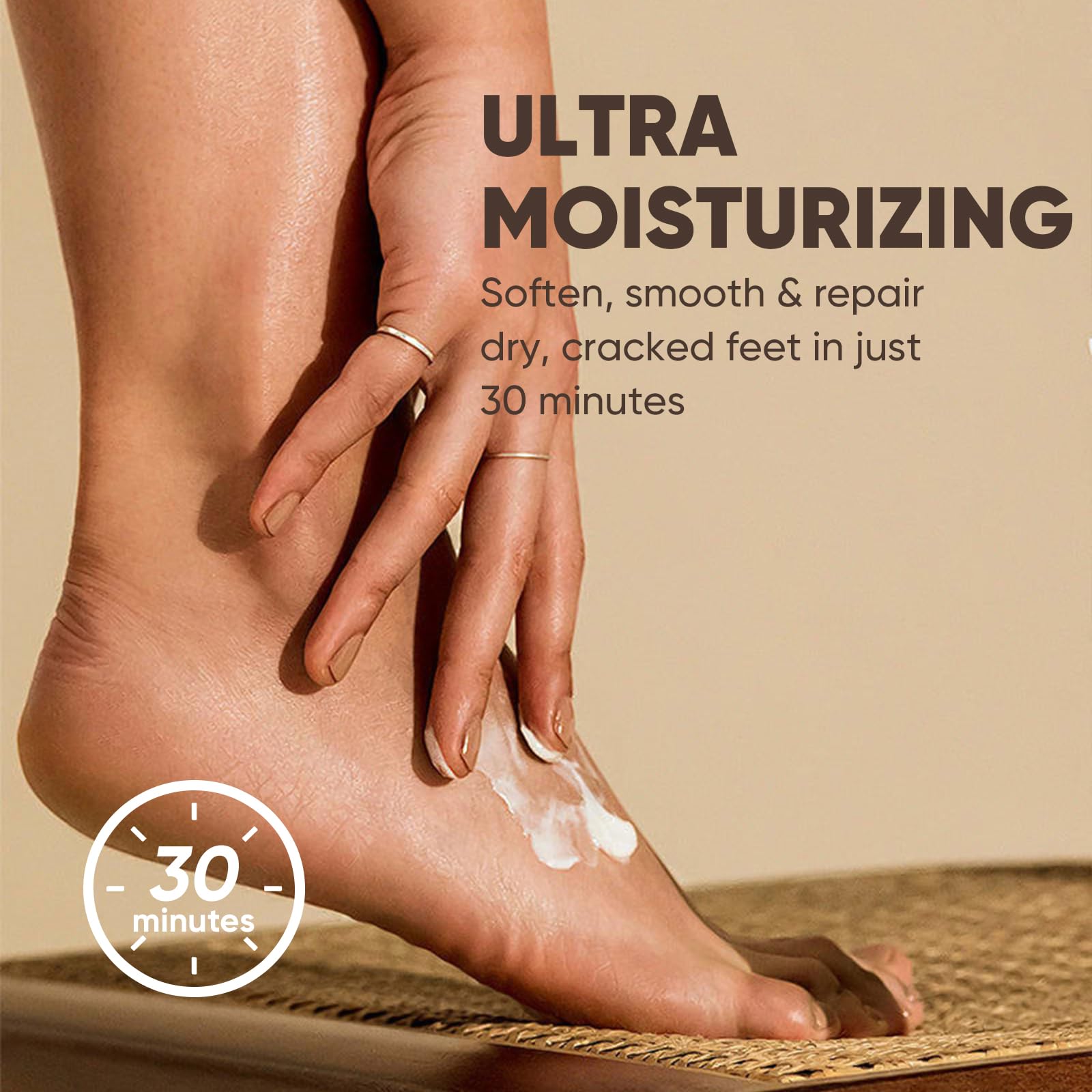 TEAWOO foot mask closeup with castor and jojoba oils for nourishment.