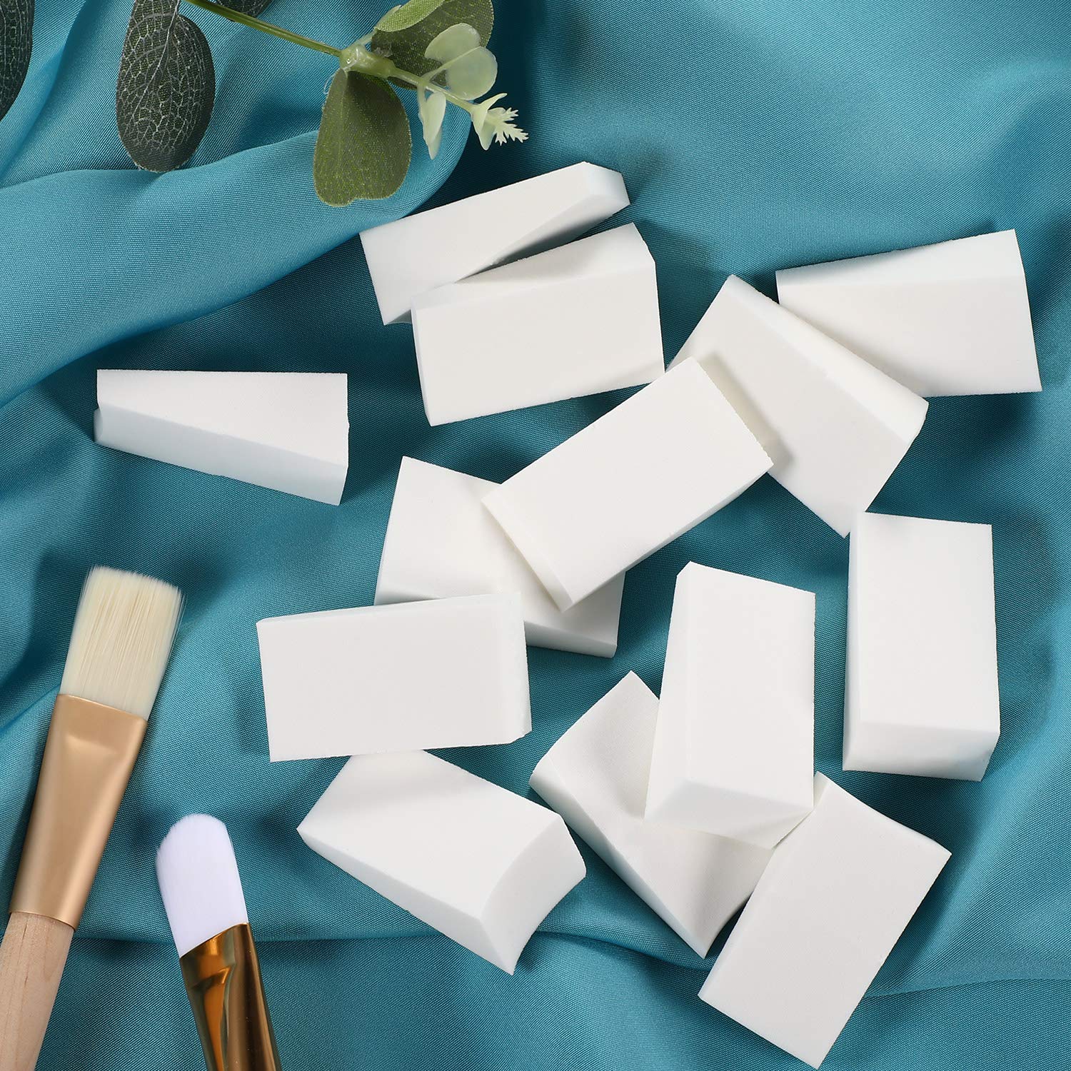 TecUnite sponges compact portable bag – travel-friendly makeup toolkit