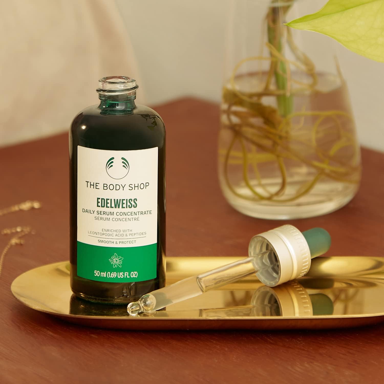 The Body Shop Edelweiss serum texture melts smoothly into skin.