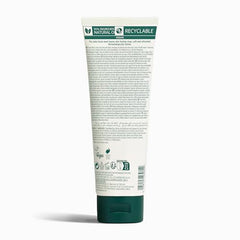 The Body Shop Vitamin E Gentle Facial Wash close-up of creamy lather for gentle cleansing