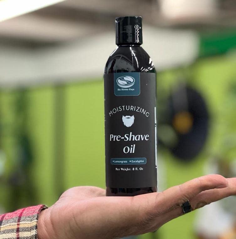 The Henna Guys pre shave oil ingredients with jojoba, grapeseed, and avocado for hydration.