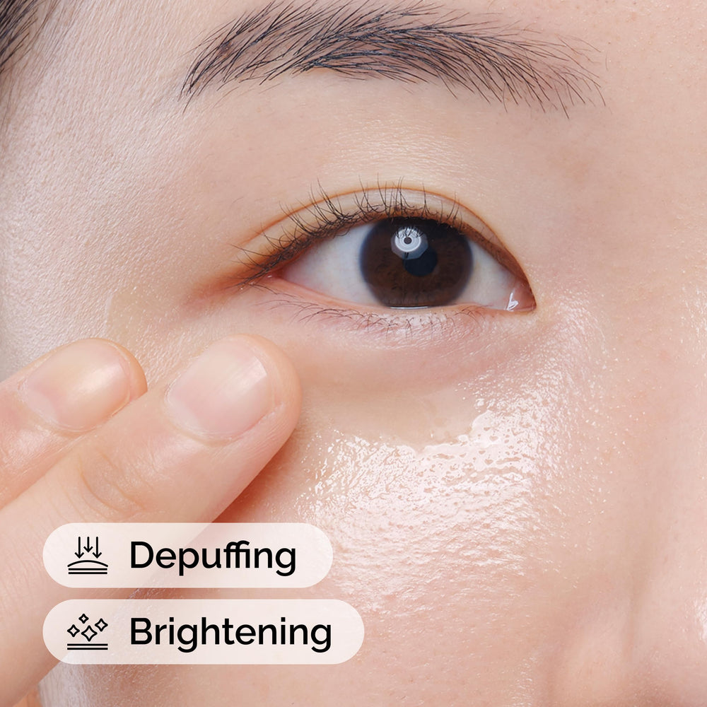 The Ordinary applied to hand, demonstrating absorbent fast-absorbing benefit