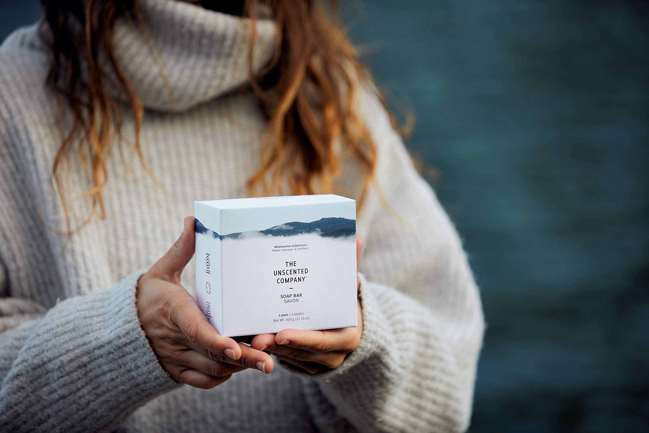 The Unscented Company bar no scent label highlights fragrance-free cleansing option.