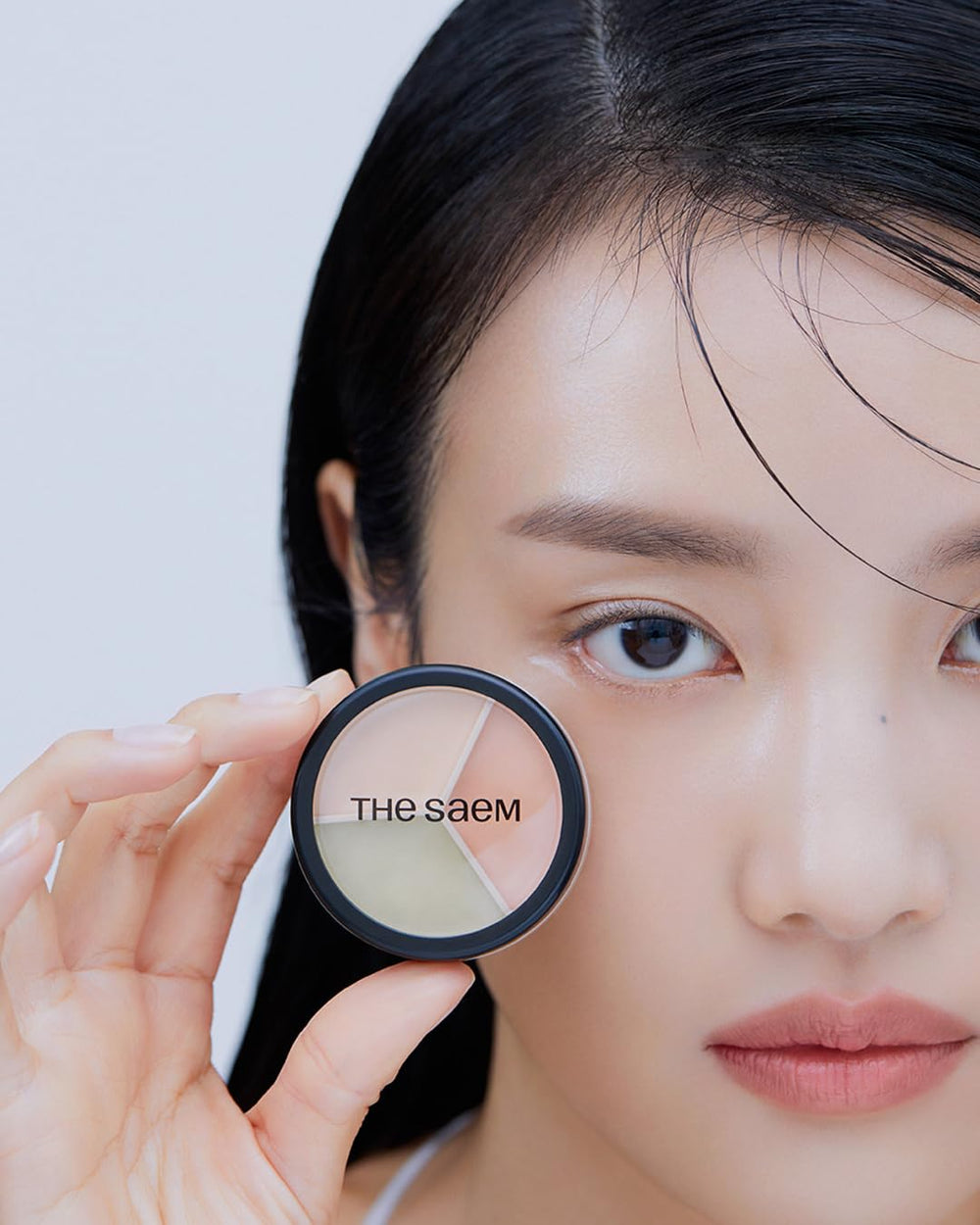 THESAEM Cover Perfection Concealer Palette with Included Brush for precise, effortless application.