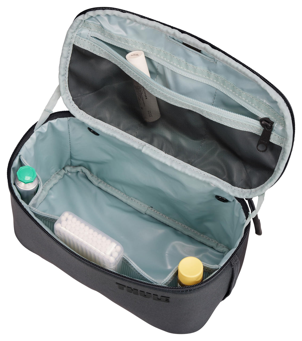 Thule Subterra 2 Toiletry Bag bluesign certified design supports responsible manufacturing