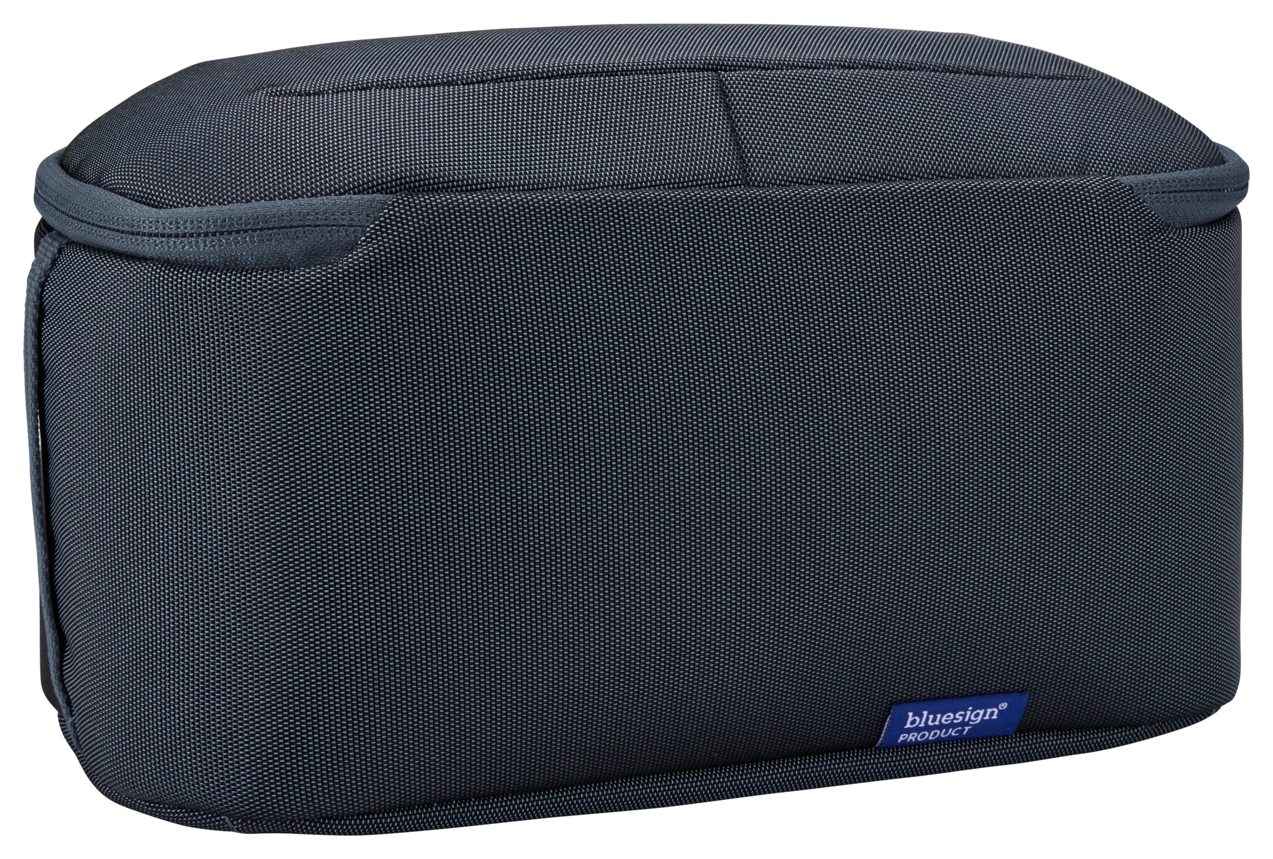 Thule Subterra 2 Toiletry Bag liquids pouch helps TSA-compliant travel and organization