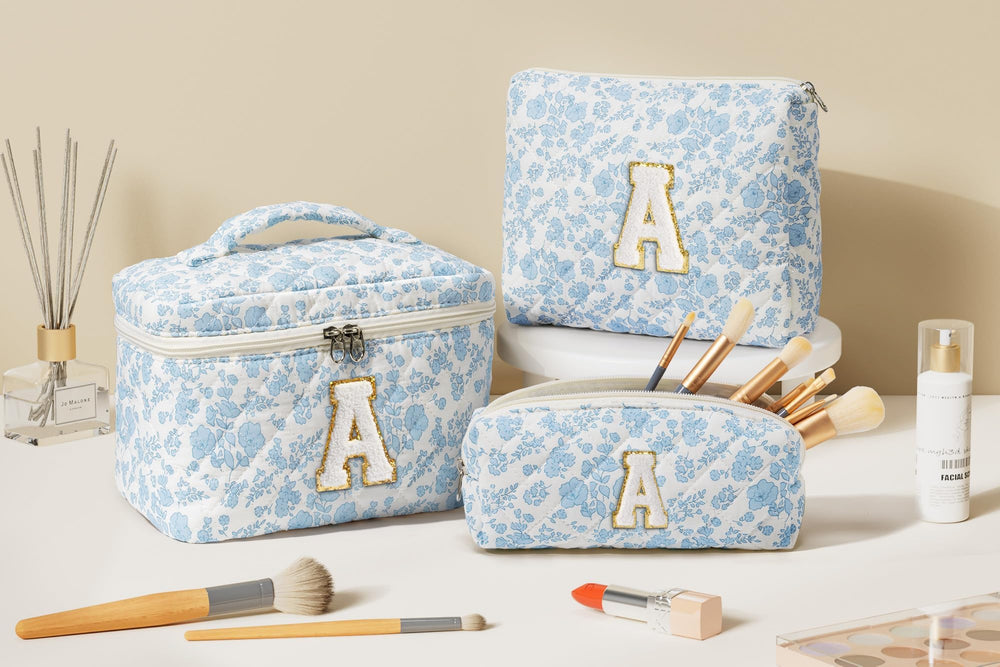 Tiblue inner mesh pocket helps organize brushes, liners, and tools.
