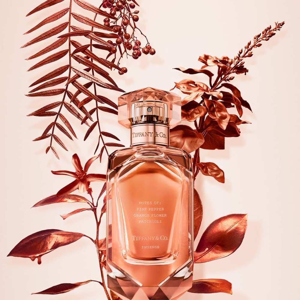 Tiffany & Co. Rose Gold Intense vanilla warmth adds balanced sweetness