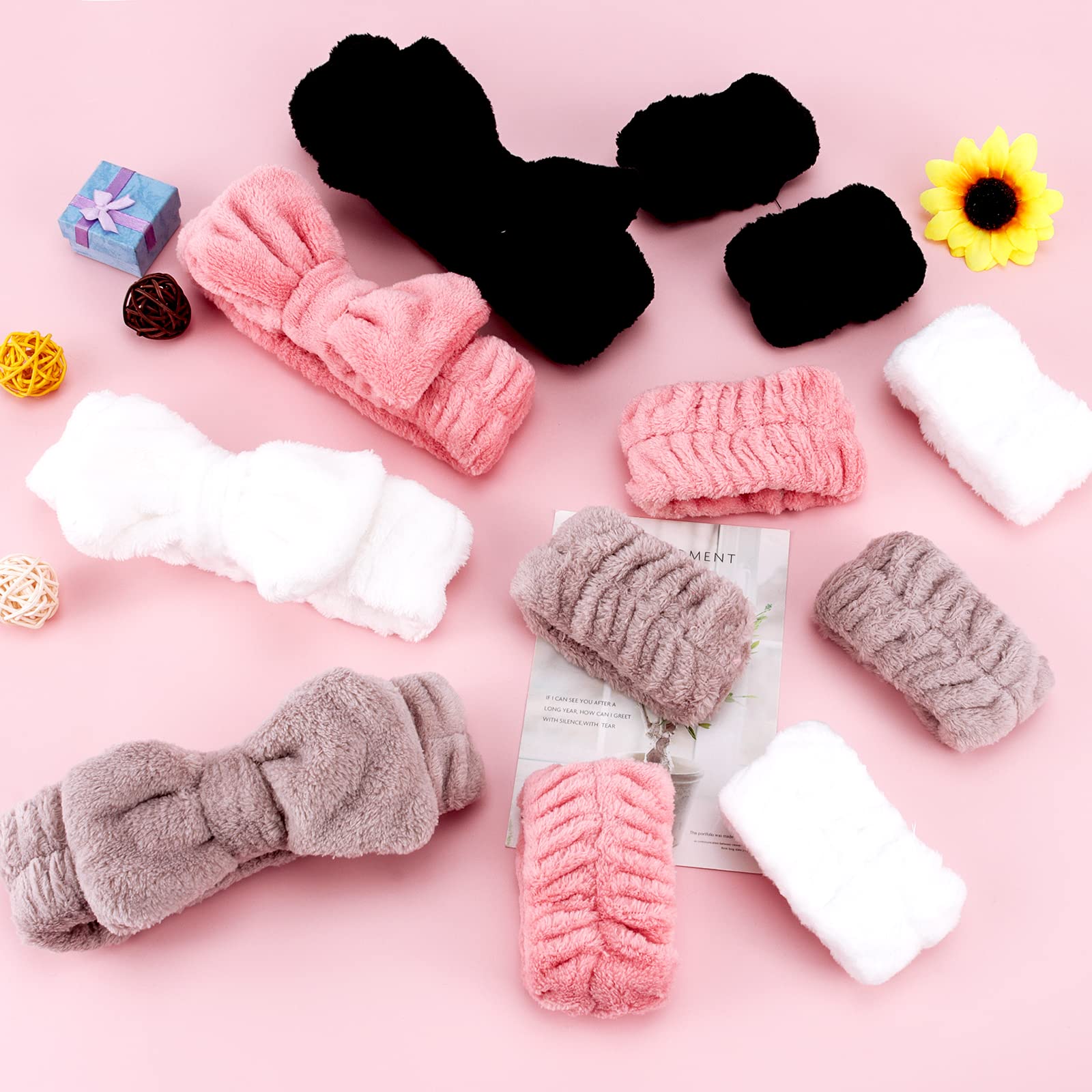 Tihebax wristband absorbent microfiber to wick moisture during cleansing.