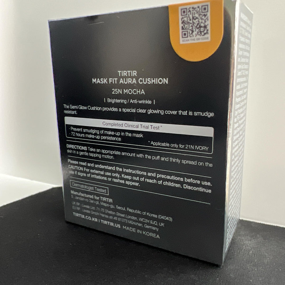 TIRTIR Best for dry and combination skin demonstration on model.