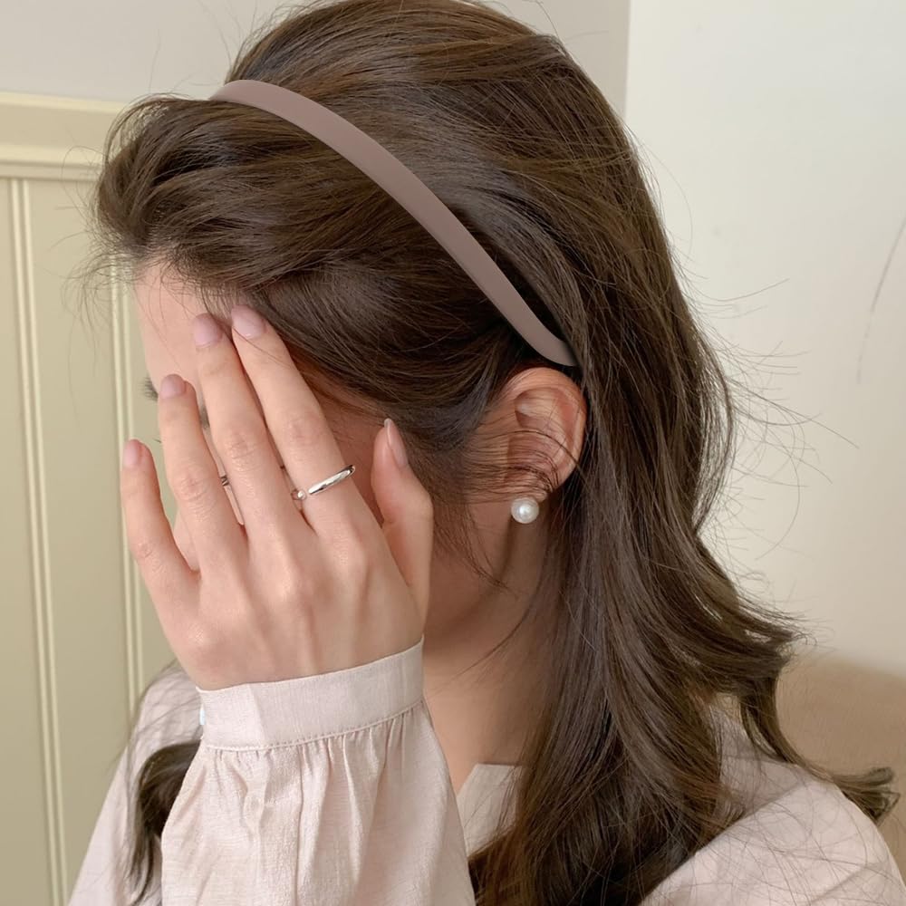 TOBATOBA headbands make a thoughtful gift for glasses wearers