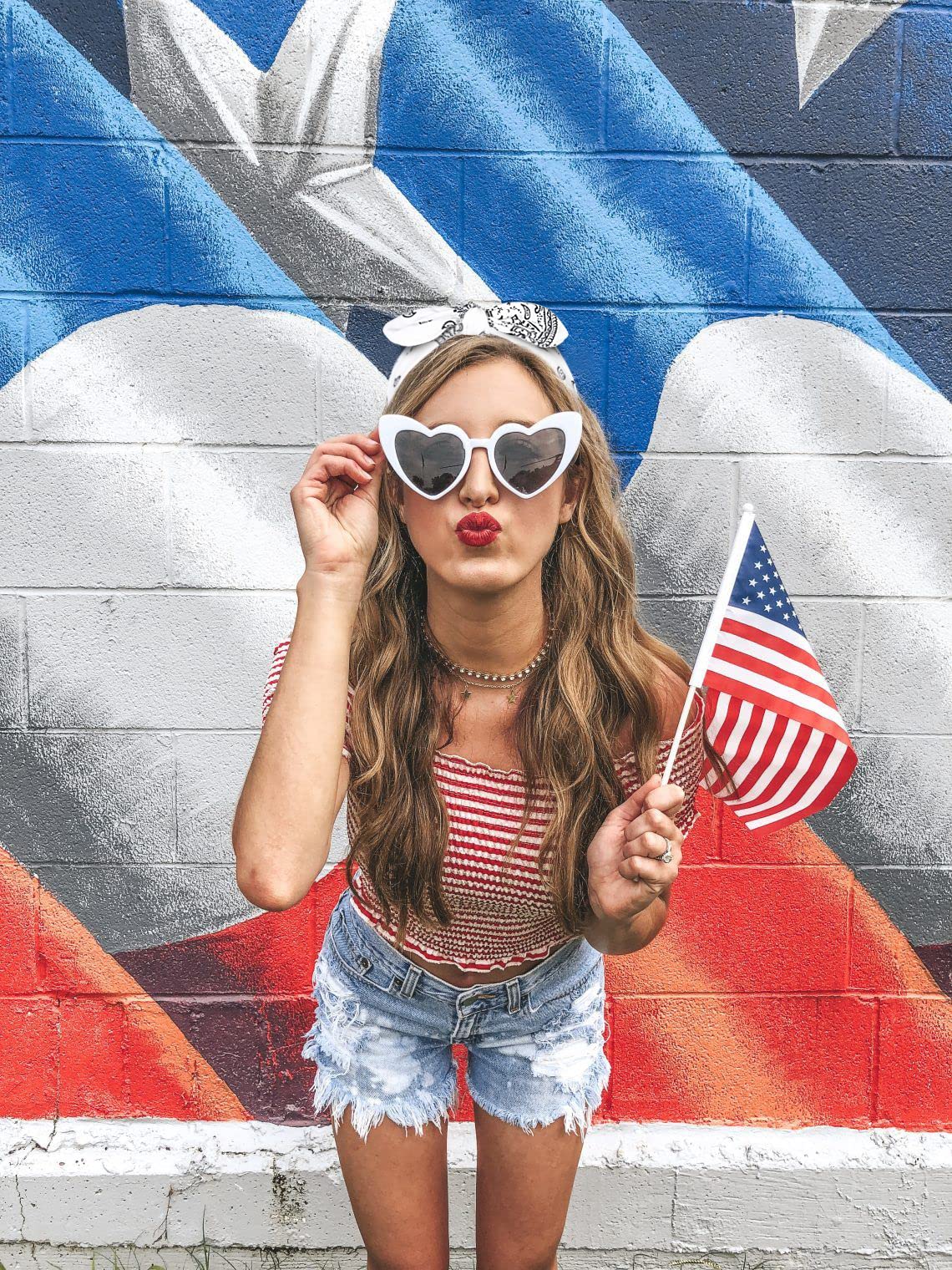 Tobeffect eight-color set headbands lets you mix and match outfits.