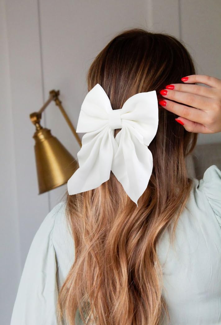 Tobeffect side-clip styling adds playful twist to hairstyle.