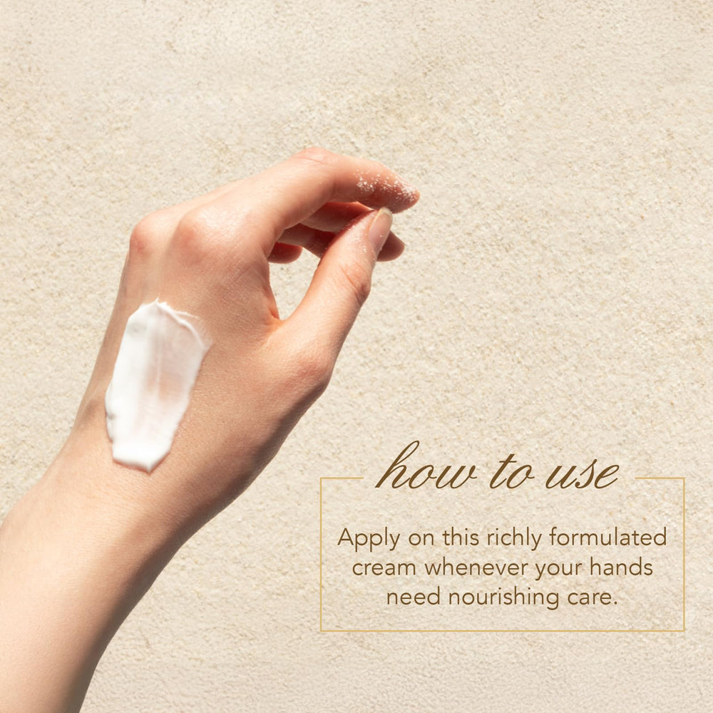 Tocca Florence texture closeup highlights quick-absorbing, non-greasy formula.