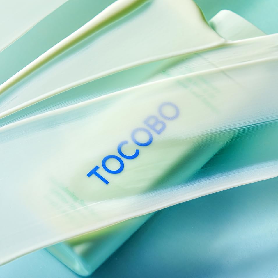 TOCOBO CICA CALMING SUN SERUM vegan non-comedogenic formula avoids pore clogging