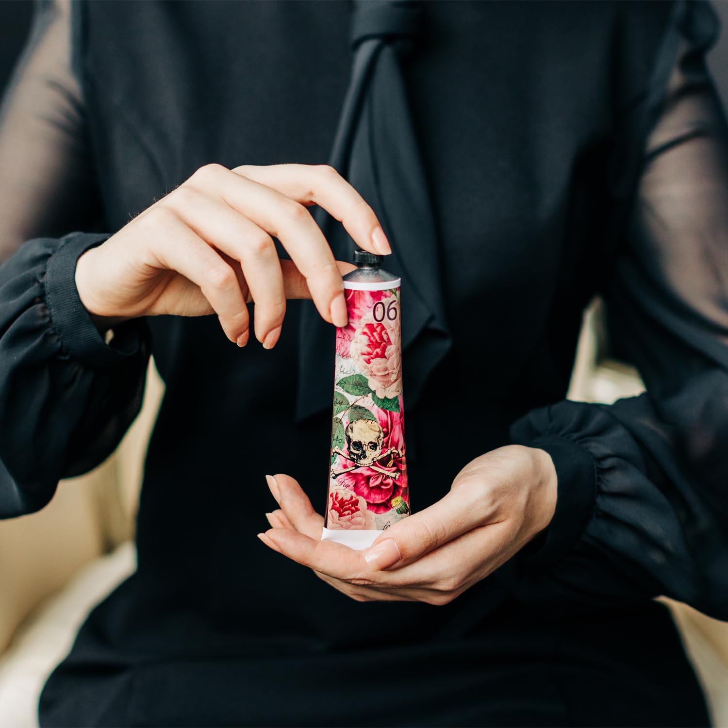TOKYOMILK Dead Sexy Handcreme – white-orchid emphasis, refined fragrance on hands