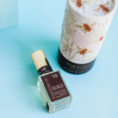 TOKYOMILK Honey & The Moon cap detail showcases refined craftsmanship.