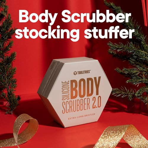 TOOLETRIES Body Scrubber 2.0 shows extra-long bristles boosting foam and exfoliation.