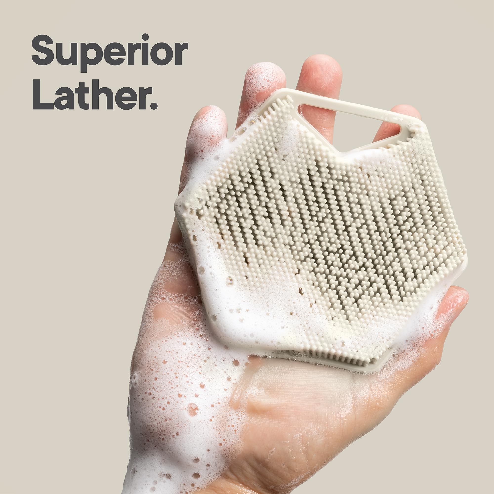 TOOLETRIES Body Scrubber 2.0 fits a compact shower size for easy storage.