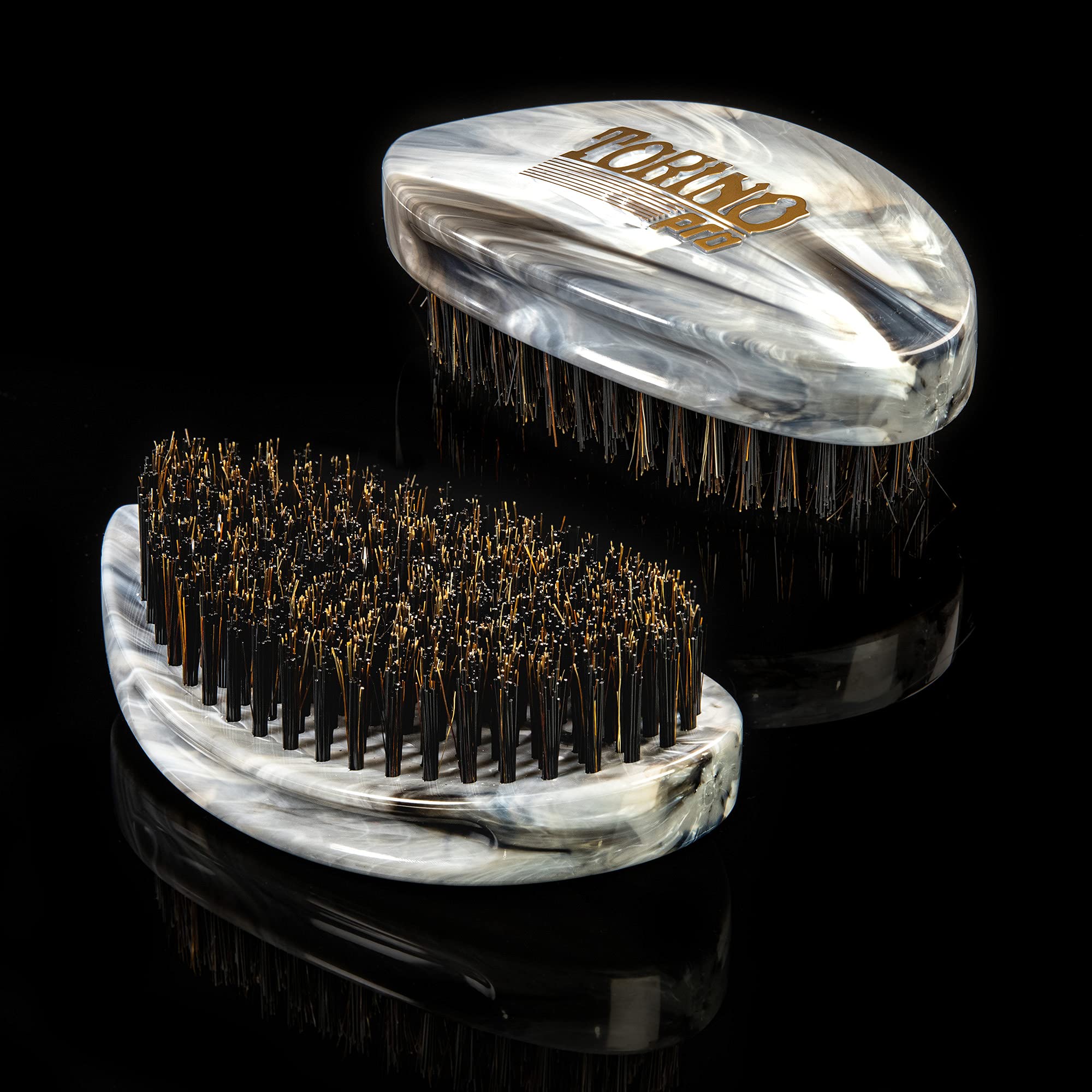 Torino Pro Curve Wave Brush #204 glossy candy-paint finish looks premium and durable.