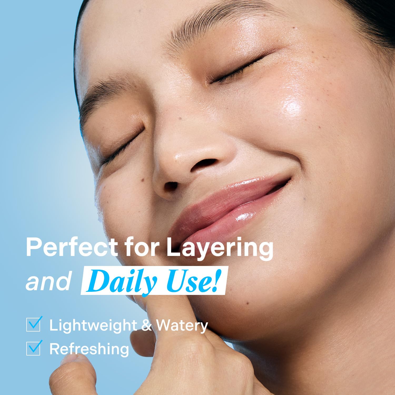 Torriden Dive in Toner liquid texture close-up highlights its watery, fast-absorbing feel.