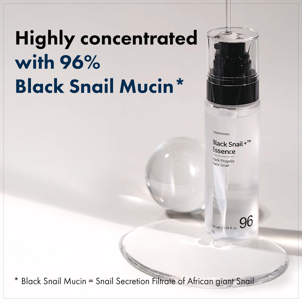 TOSOWOONG close-up label showing 96% snail filtrate and formula benefits