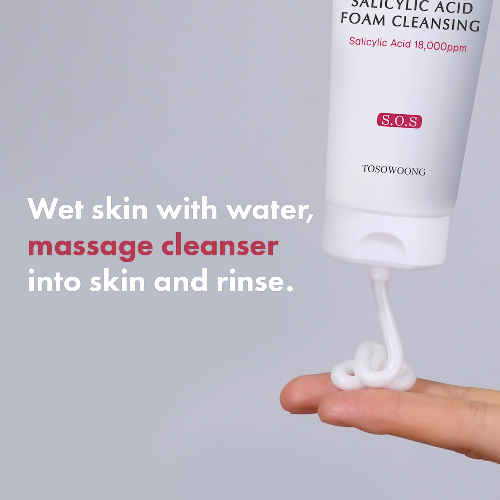 TOSOWOONG application on hands showing how to lather and cleanse