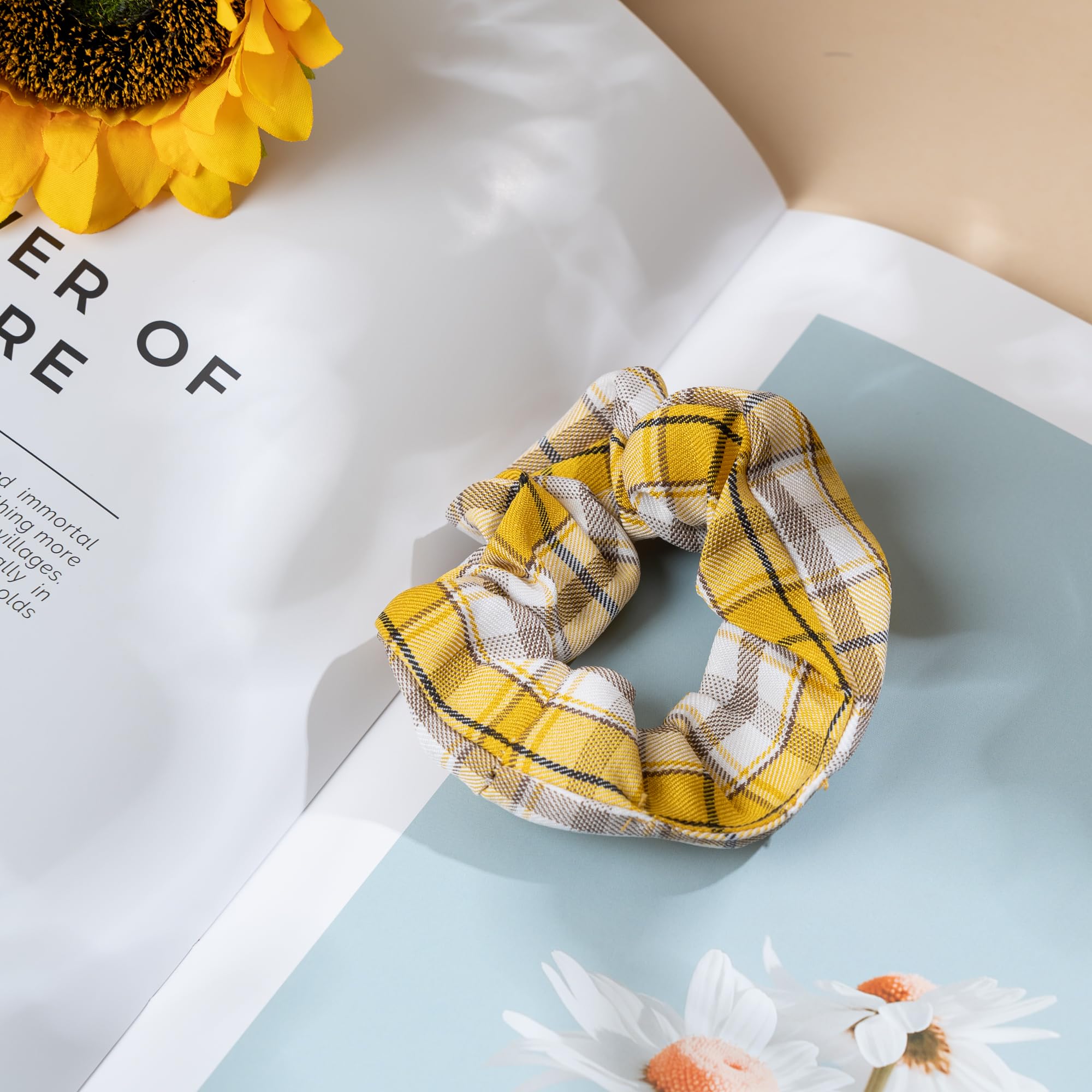 TOYIYAR floral hair accessories set enhances everyday looks
