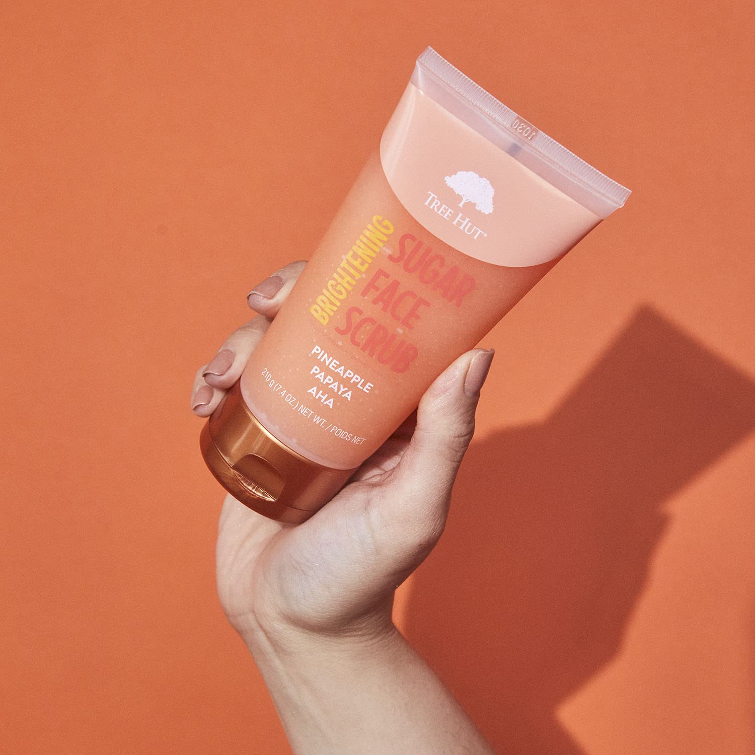 Tree Hut bottle pour showcases easy-to-apply scrub.