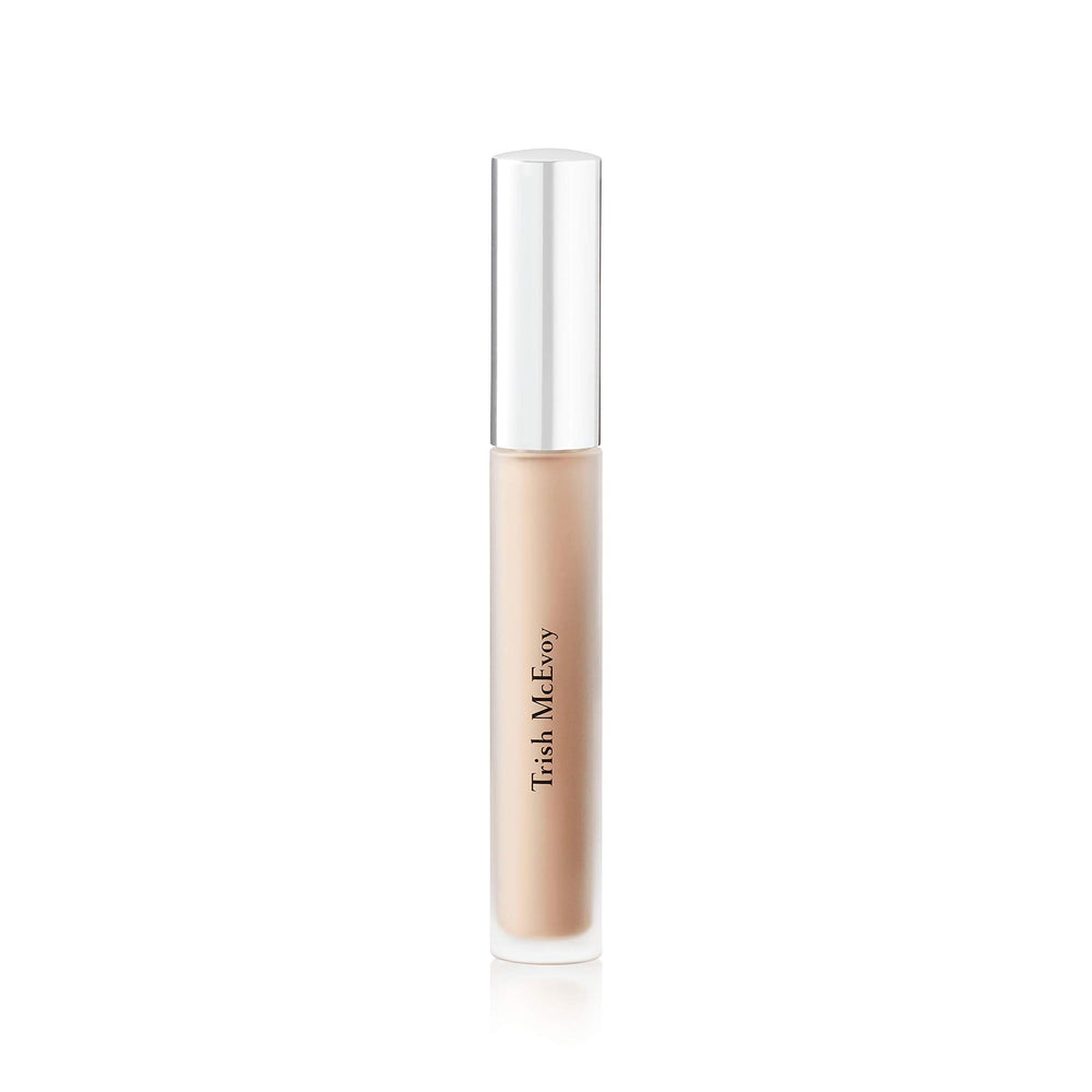 Trish McEvoy Eye Base Essentials Bare creamy swatch demonstrates color correction.