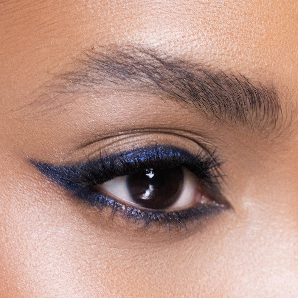 Trish McEvoy Intense Gel Eye Liner Arabian Nights removal scene implies easy clean-off at day end.