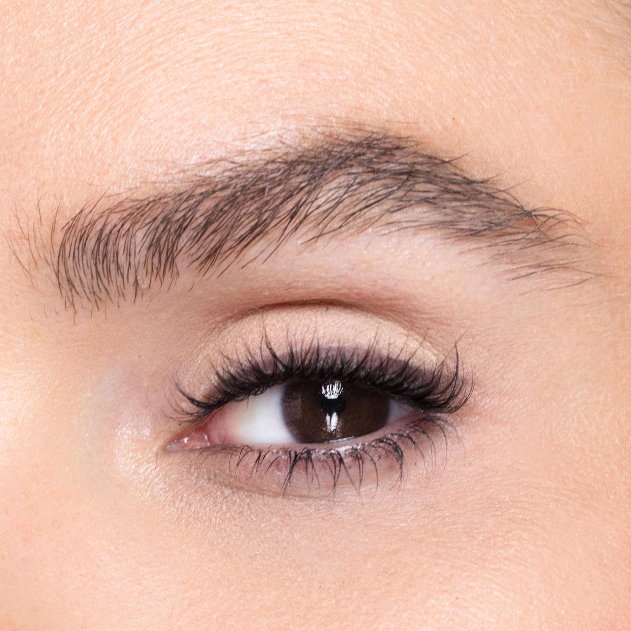 Trish McEvoy Intense Gel Eye Liner packaging-tube closeup shows portable, easy-to-use design.