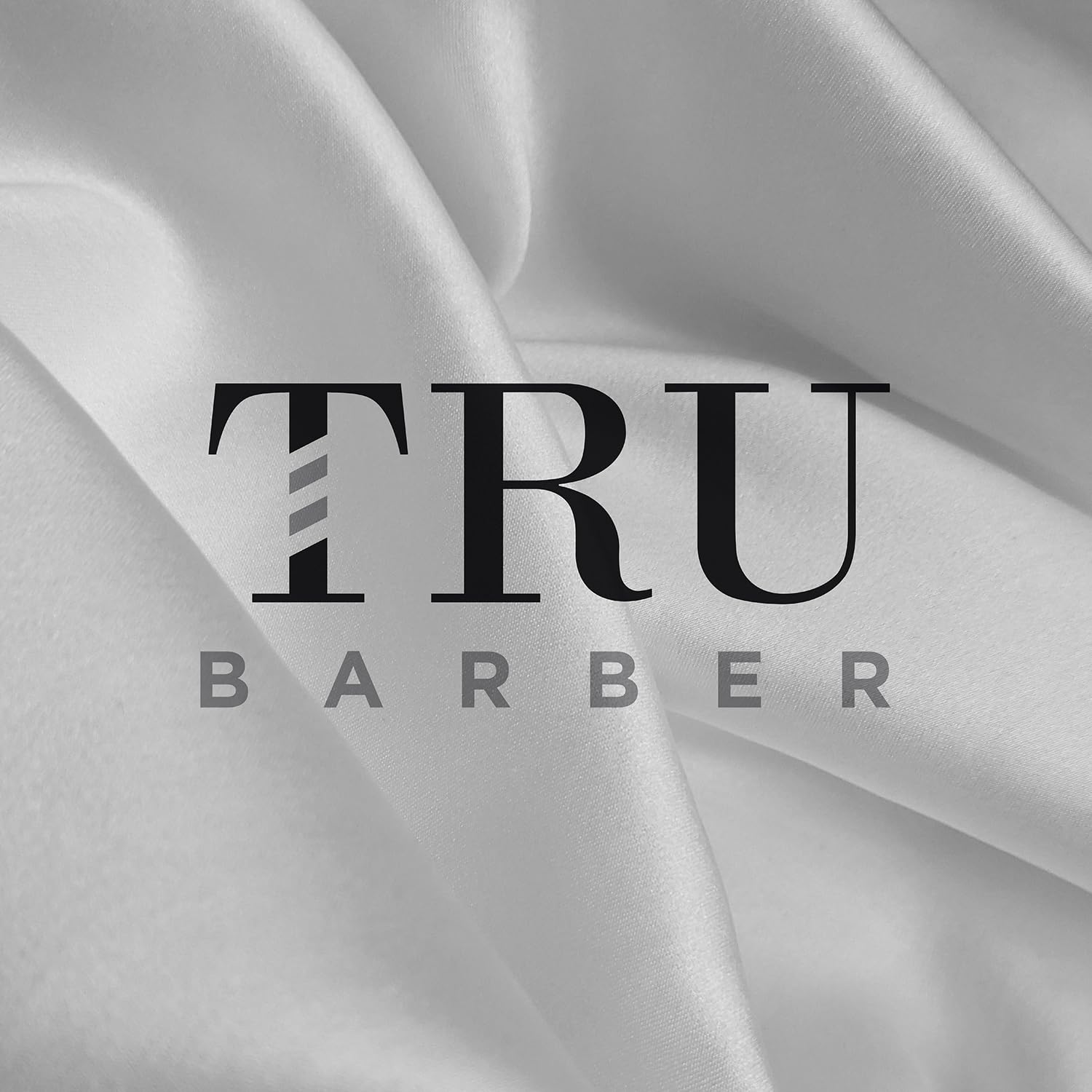 TRU BARBER static-free fabric reduces friction while draping.