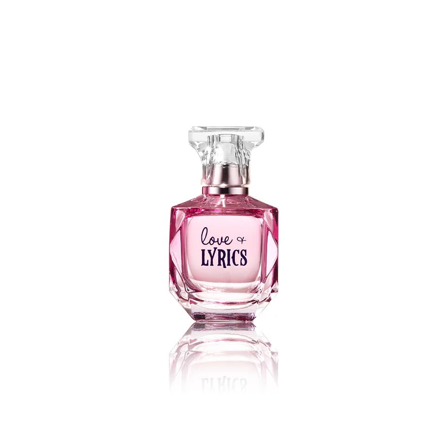 Tru Fragrance Beauty soft-sandalwood-vanilla adds warmth and lasting depth.