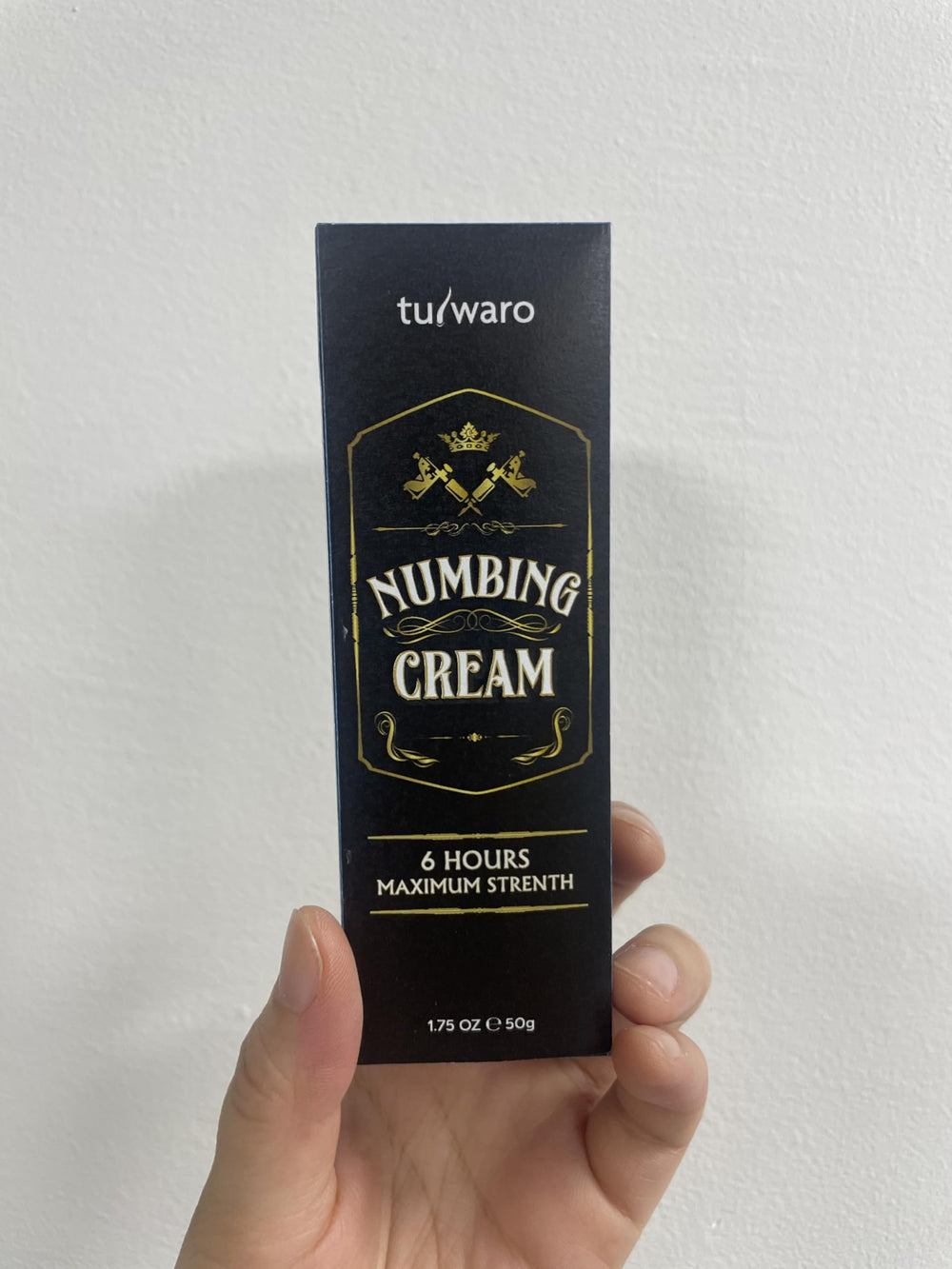 Tuiwaro Numbing Cream packaging box communicates vegan and cruelty-free branding