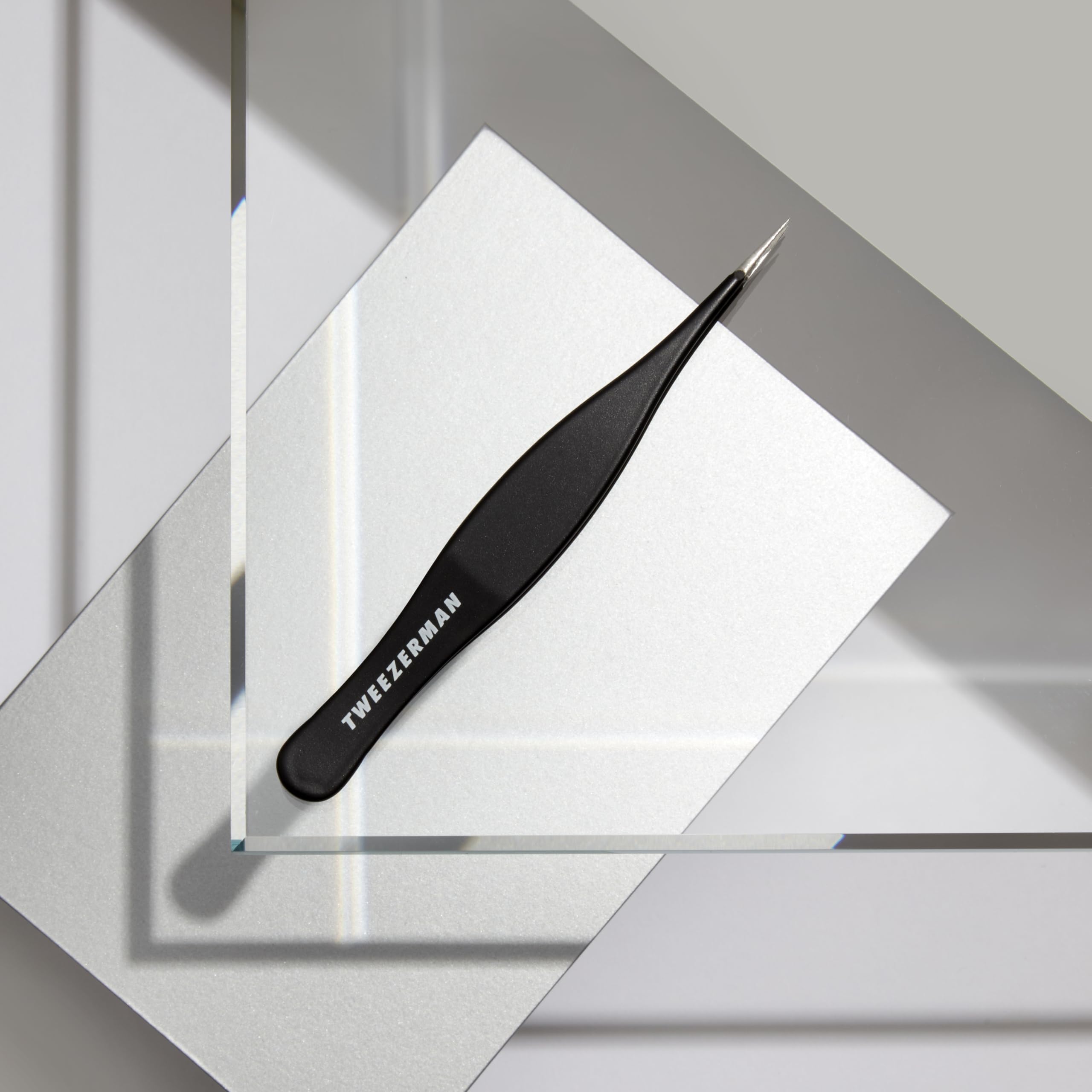 Tweezerman G.E.A.R. SplinterTweezer easy-clean stainless design for everyday readiness.