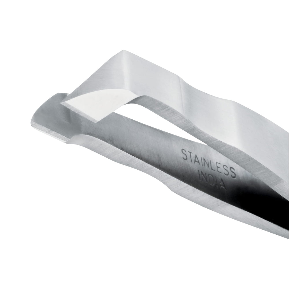 Tweezerman Mini Squeeze Cutical Nipper silver easy cleaning after use for hygiene.