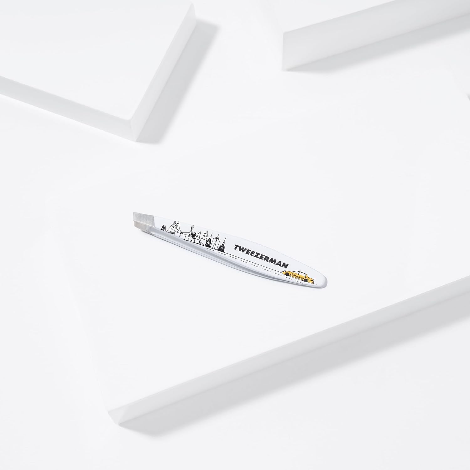 Tweezerman NYC Mini Slant Tweezer brow prep ready to shape.