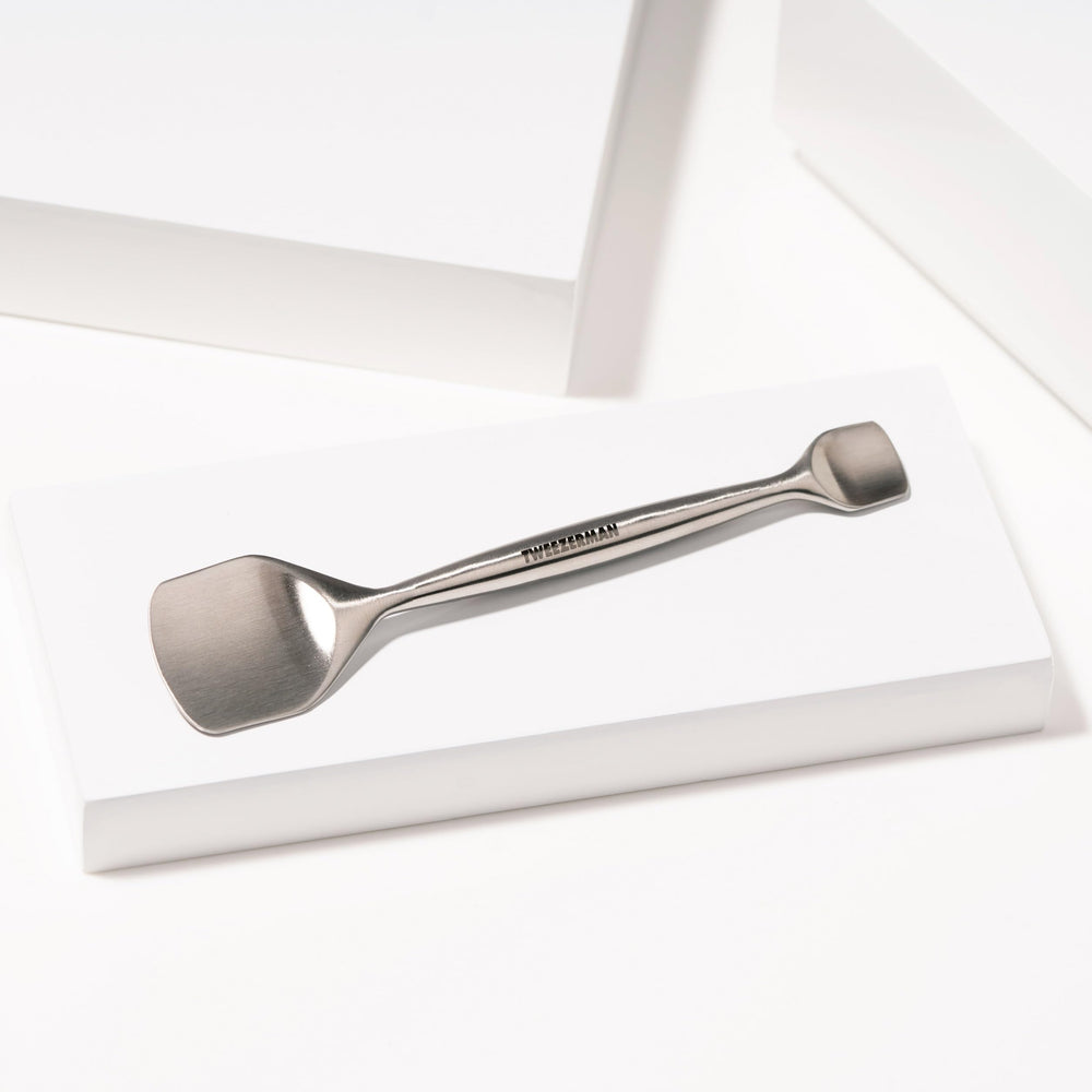 Tweezerman Pore Prep Tool clean-after-use shown for hygiene and reuse.