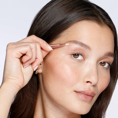 Tweezerman Rose Gold Mini Slant Tweezer aligned tips enable consistent brow shaping.