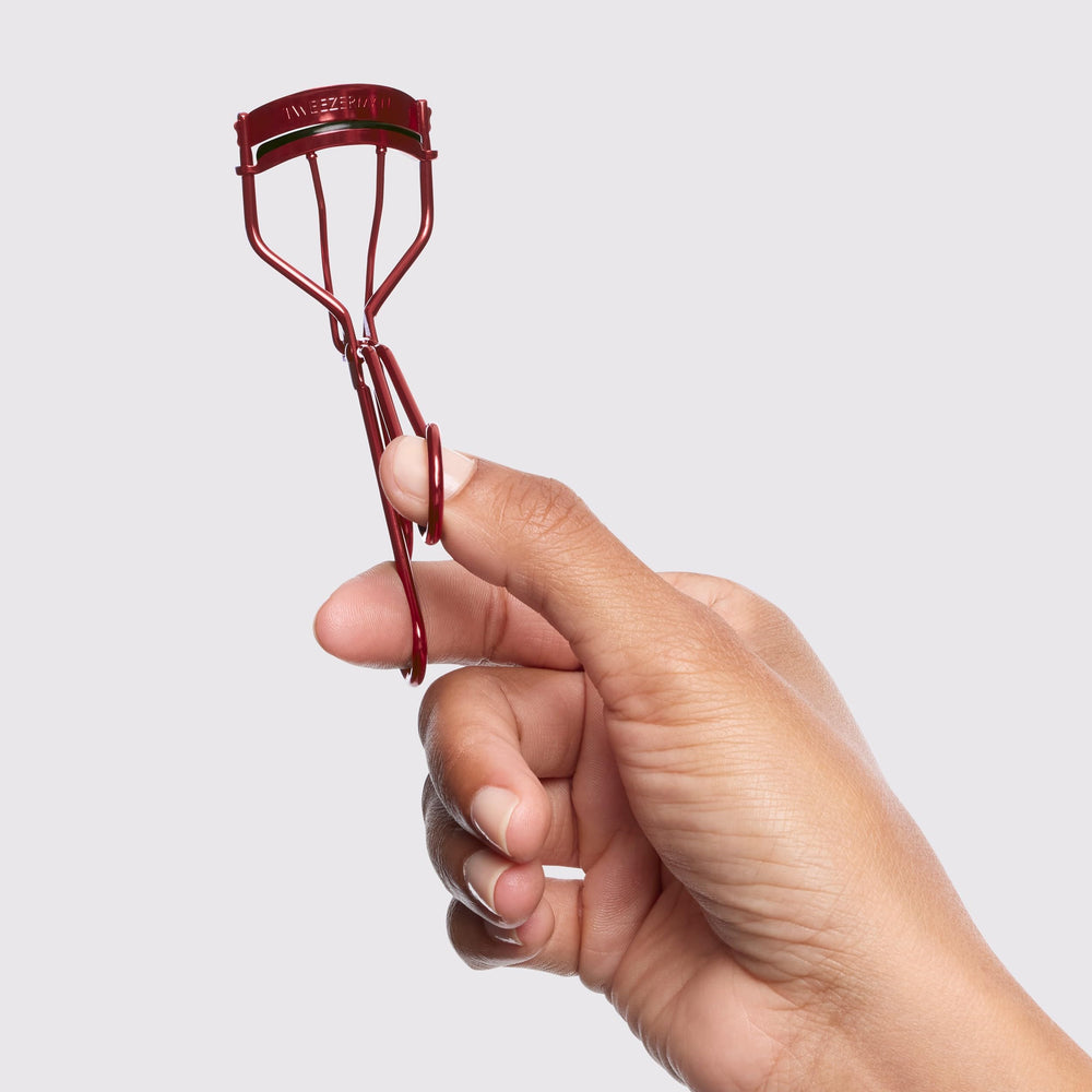Tweezerman Vintage Rose curler pads replacement pack shows long-lasting curl potential.