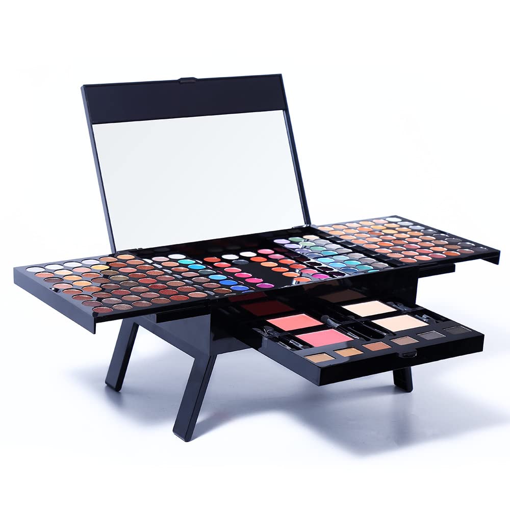 UCANBE makeup brushes set for smooth, even application.
