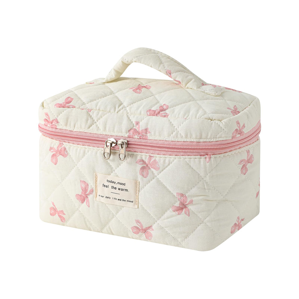 uekeboag floral quilted makeup bag close-up ideal for on-the-go cosmetics touch-ups.