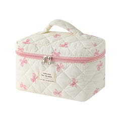 uekeboag floral quilted makeup bag close-up ideal for on-the-go cosmetics touch-ups.