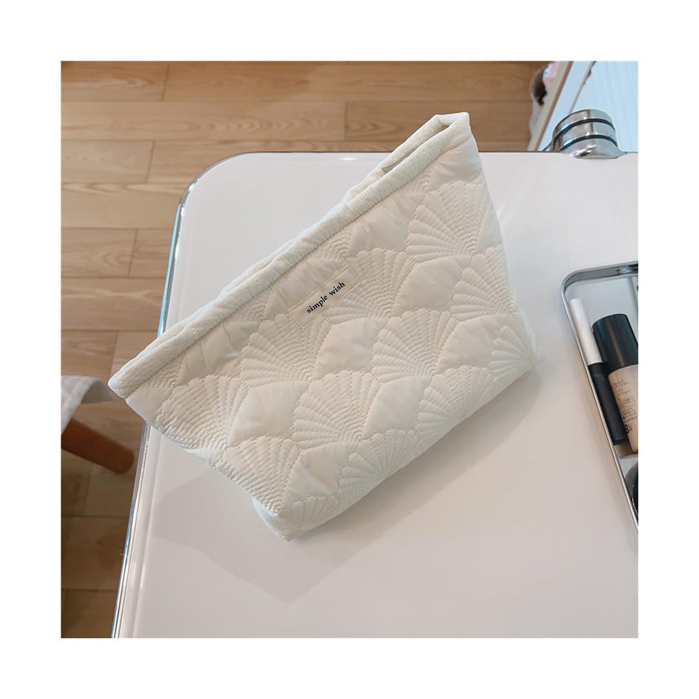 uekeboag fits makeup brushes and skincare on the go