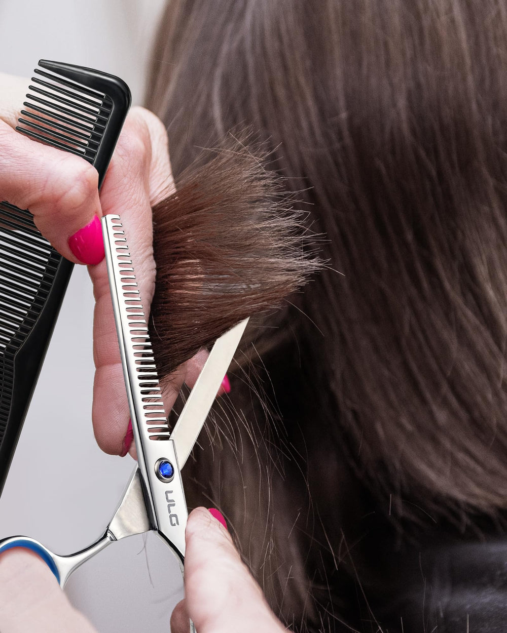ULG mirror polish finish conveys a premium salon-ready look.