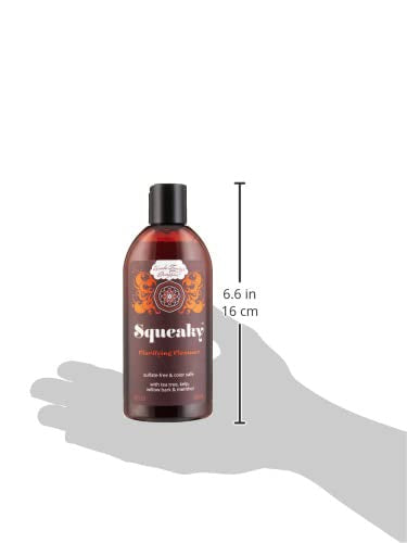 Uncle Funky's Daughter Squeaky after rinse shows clean scalp and shine