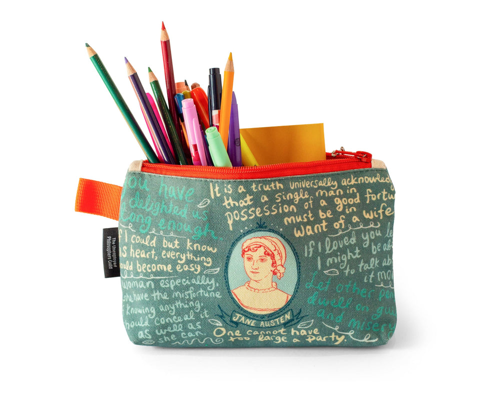Jane Austen Bag flatlay shows practical organization for daily use.