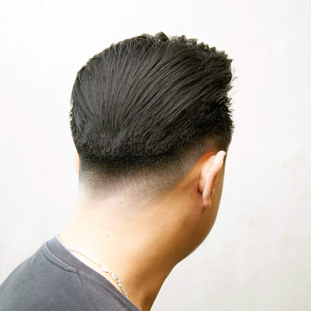 Uppercut Deluxe Clay matte finish closeup highlights natural matte look without shine.
